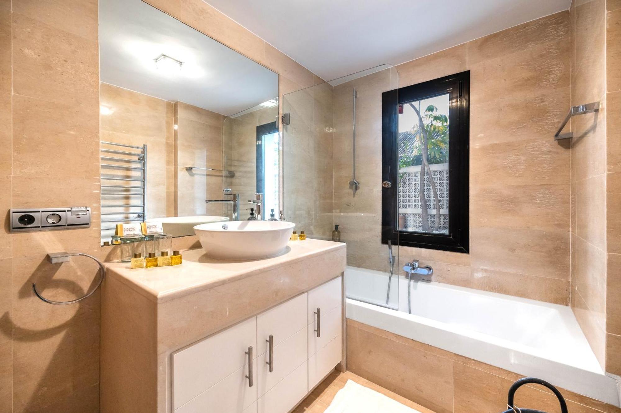 Vacation Marbella I Villa La Cabane, Prestige, Heated Pool, 300M To The Beach Exterior foto